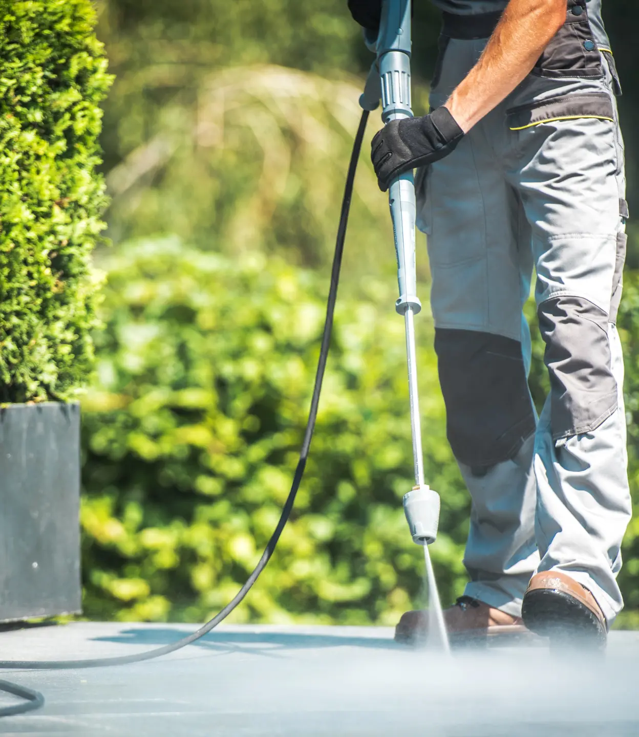 Kosomax Power Wash's professional cleaning services in St. Louis - removing dirt, grime, and stains from any surface with powerful and effective eco-friendly solutions.