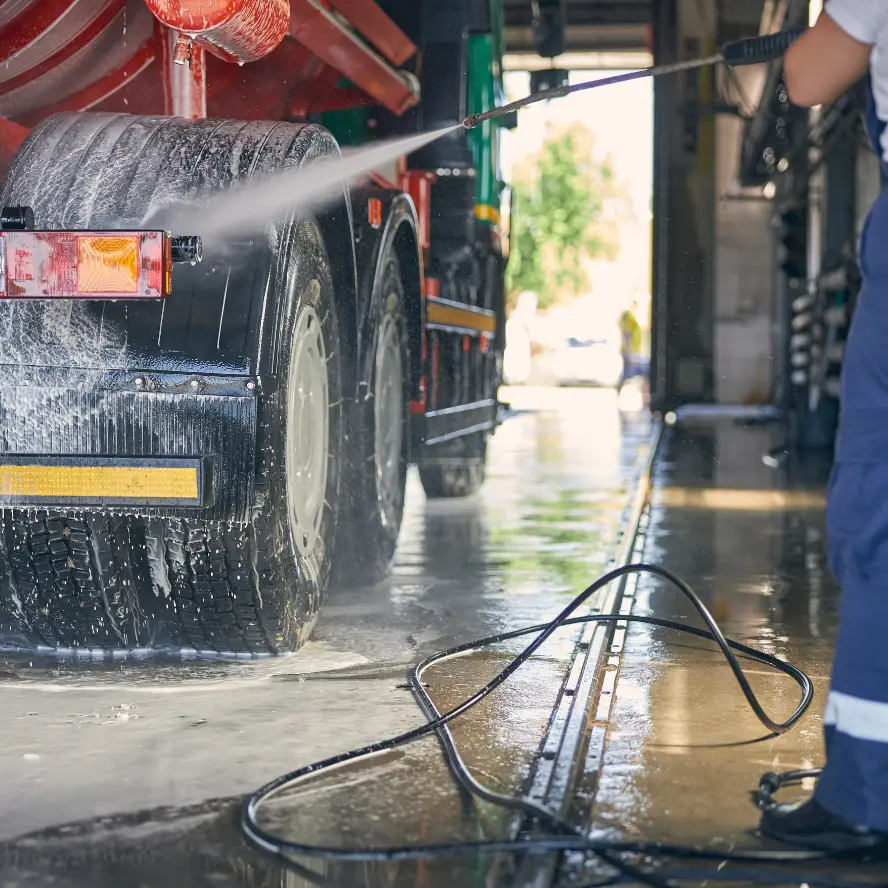 Transform your fleet with Kosomax's fleet washing service in St. Louis, Madison, IL and Granite City. Our eco-friendly solution safely removes dirt, grime, and other harmful substances, leaving your vehicles looking spotless and protecting them from damage. Trust the experts at Kosomax for exceptional results and top-notch customer service.